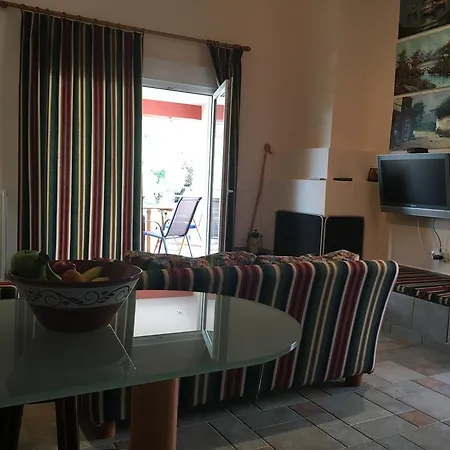 Villaroza Ferienhaus *